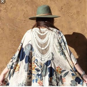 Anthropologie raya kimono